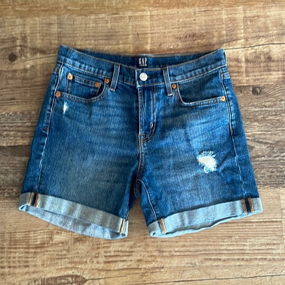 GAP Pants - Gap 5” Distressed Cuffed Denim Shorts Women’s Size 25